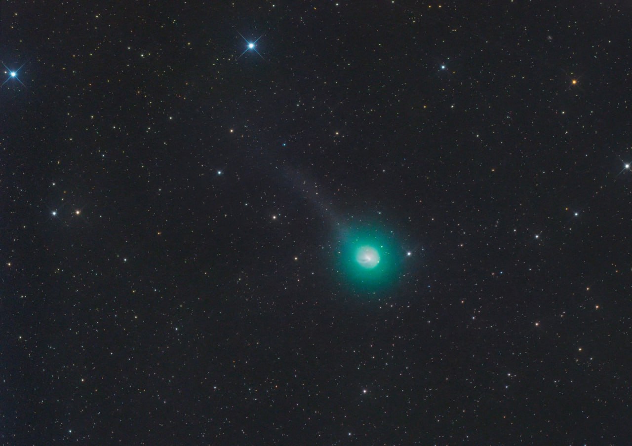 Комета понса брукса траектория. Комета Понса Брукса. Комета 12p Pons-Brooks. Комета Понса Брукса 2024. Комета Pons-Brooks Orbit.