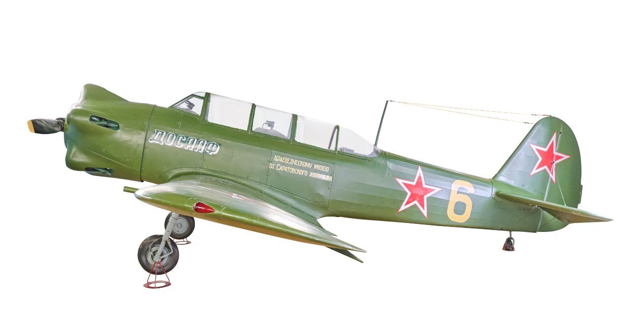 Вели 1 18. Як-6 - ОКБ А.С. Яковлева - 1942 г.. Самолет як-18 Гагарина. Як-6 самолет. Семейство самолетов як.